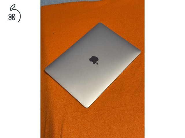 MacBook Pro 2022