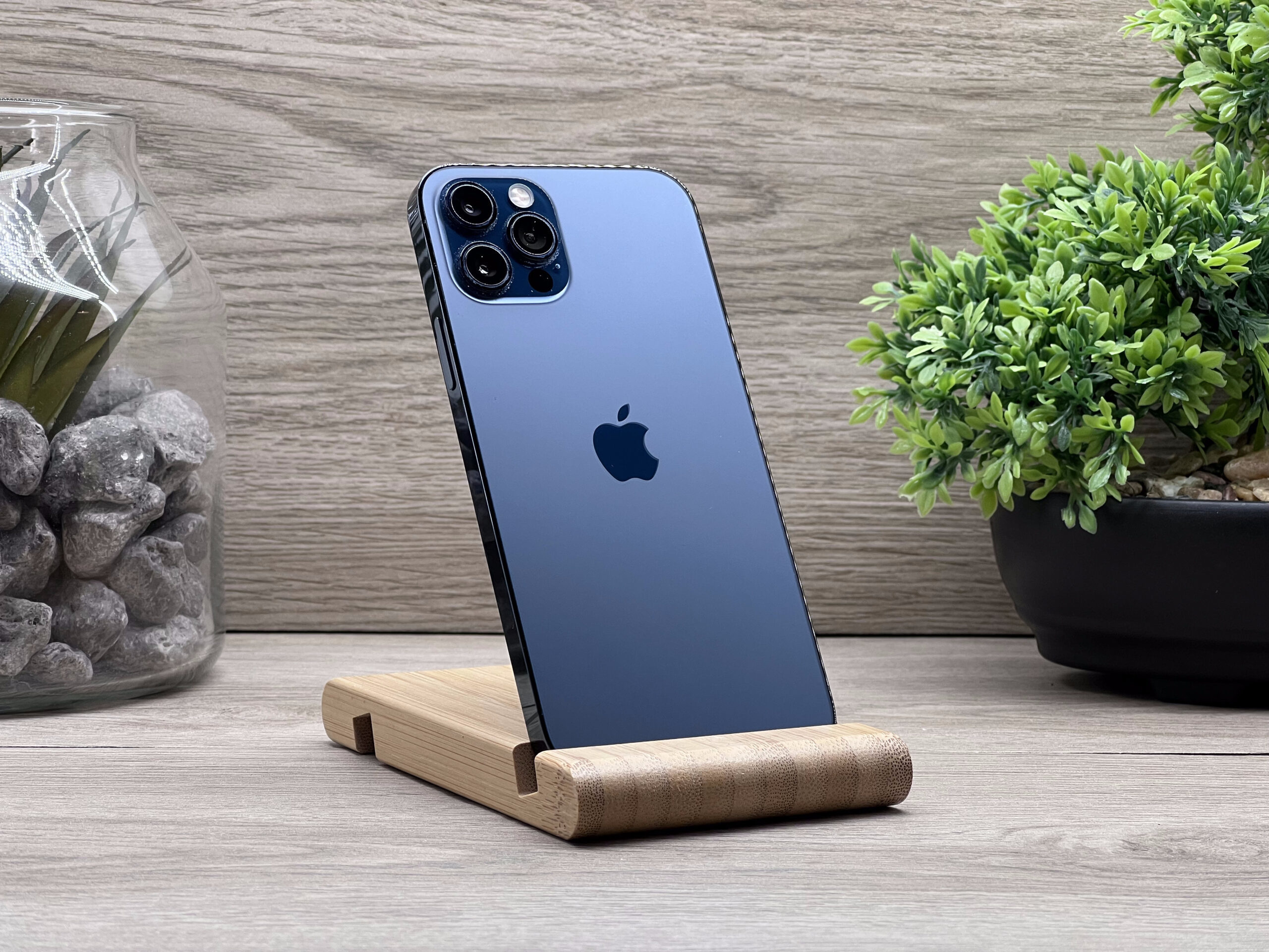 Hibátlan iPhone 12 Pro Pacific Blue 256GB 2 ÉV Garanciával Számlával 99% Akku
