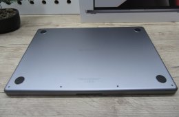 Apple MacBook Pro 16” (2021, M1 Pro) – Liquid Retina XDR + ProMotion 120 Hz, akár 21 óra – 16 GB RAM – 512 GB SSD – Használt, megkímélt – 581 ciklus / 86% akku – 3 hónap garancia