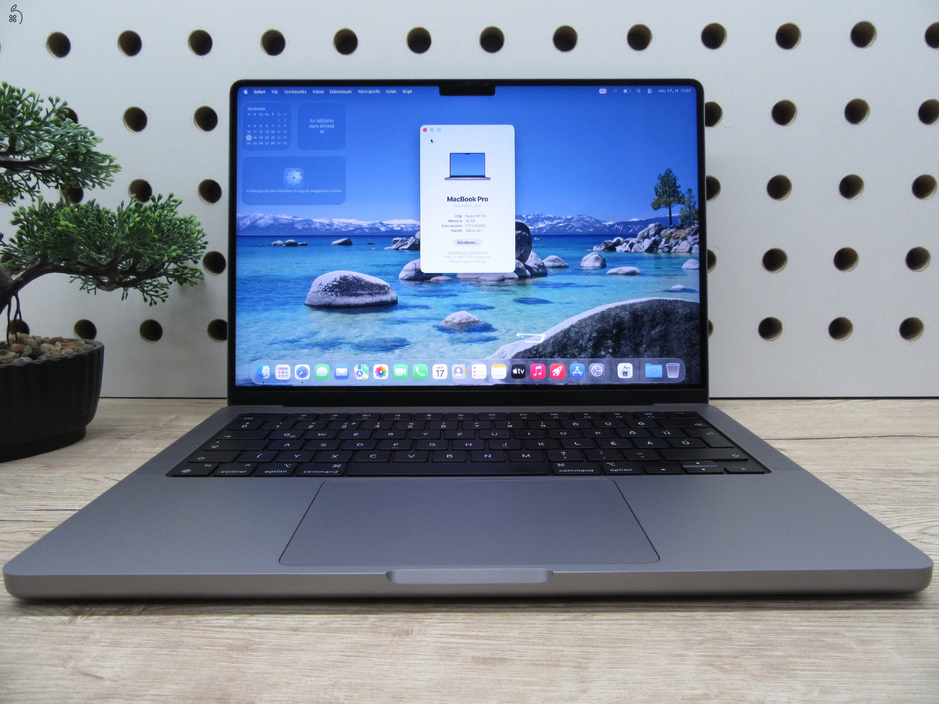 Apple MacBook Pro 14” (2021, M1 Pro) – Liquid Retina XDR + ProMotion 120 Hz, akár 17 óra – 32 GB RAM – 500 GB SSD – Használt, karcmentes – 305 ciklus / 84% akku – 3 hónap garancia