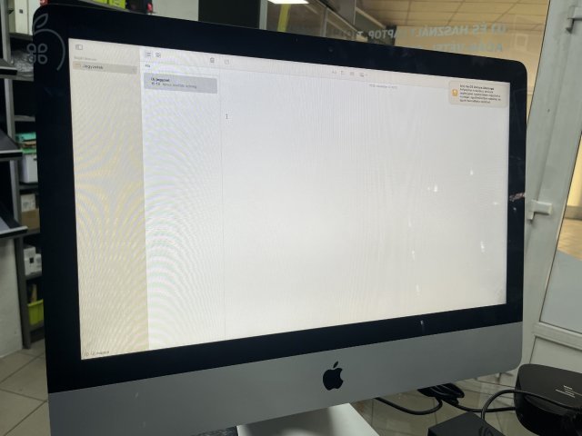 Apple iMac 21.5