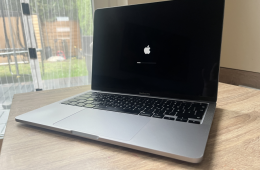 Apple Macbook Pro Retina 13