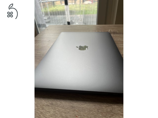 Apple Macbook Pro Retina 13