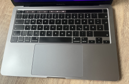 Apple Macbook Pro Retina 13