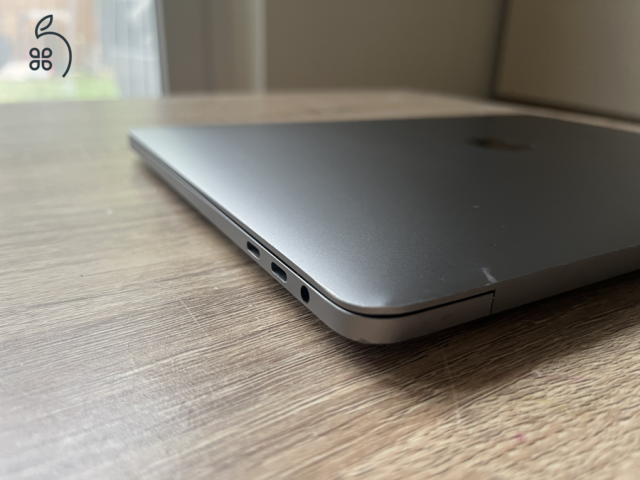 Apple Macbook Pro Retina 13