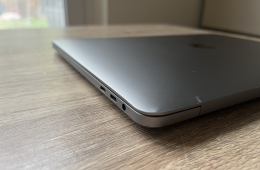 Apple Macbook Pro Retina 13