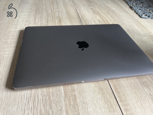 Apple Macbook Pro Retina 13
