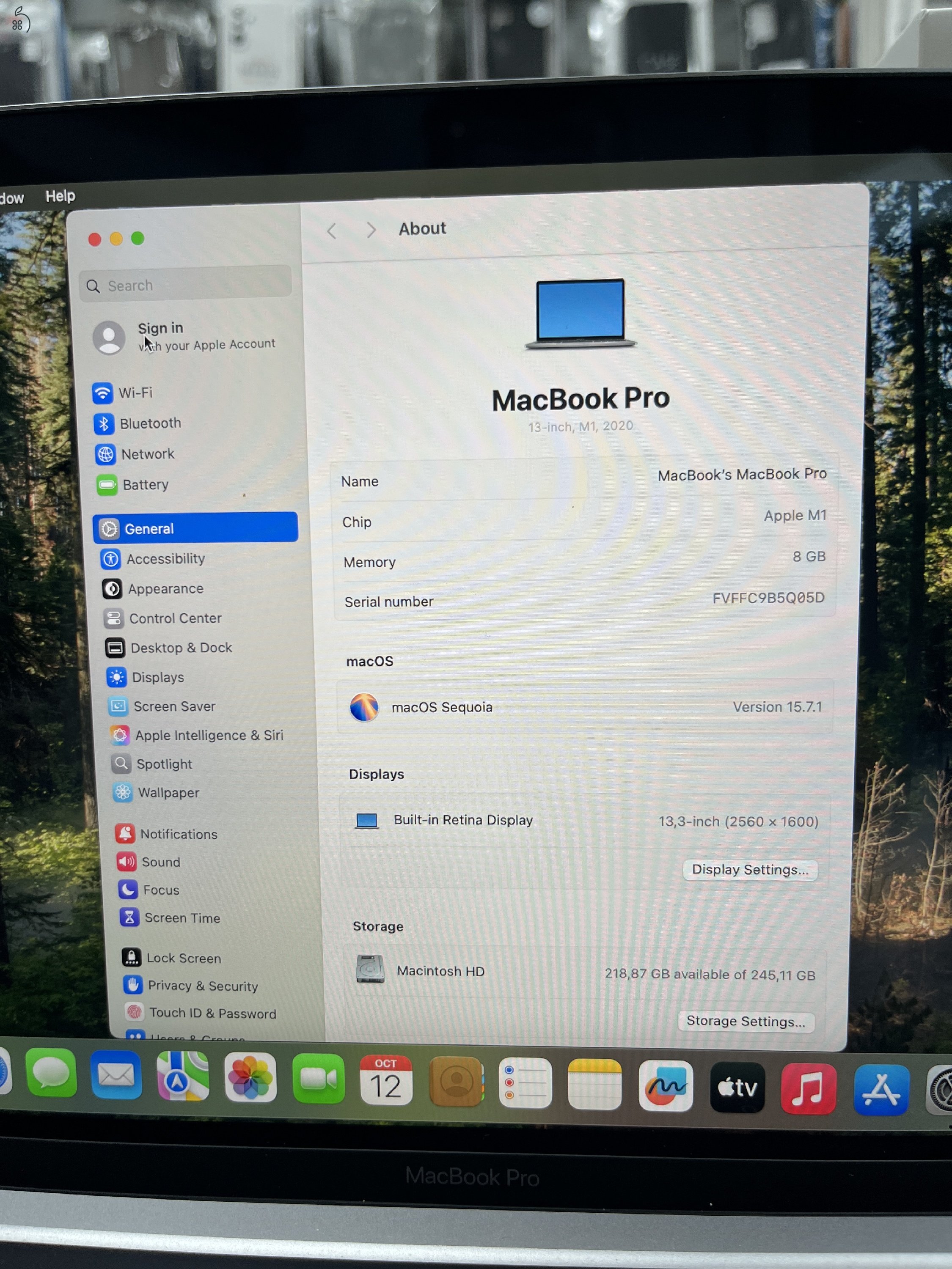 Kifogástalan, karcmentes , dobozos Macbook Pro M1 chipes gép, a képen láthatóan makulátlan állapotban.     91% akkuállapot, a legújabb Macos.     Dobozával, töltőjével, 6 hó garanciával, számlával, üzletből.     Beszámitás Lehetséges.     megrendelhe