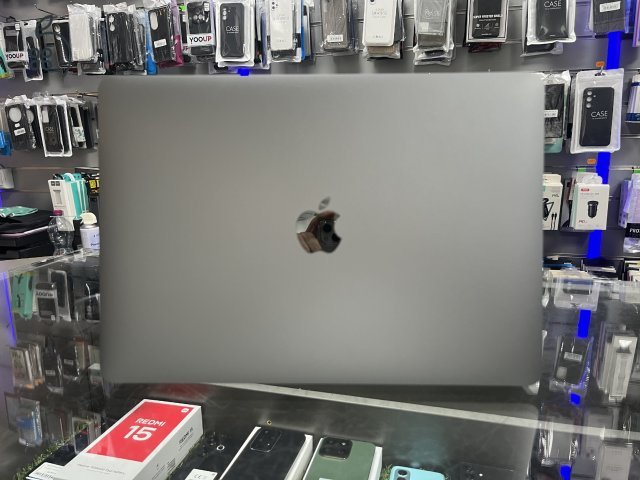 Kifogástalan, karcmentes , dobozos Macbook Pro M1 chipes gép, a képen láthatóan makulátlan állapotban.     91% akkuállapot, a legújabb Macos.     Dobozával, töltőjével, 6 hó garanciával, számlával, üzletből.     Beszámitás Lehetséges.     megrendelhe