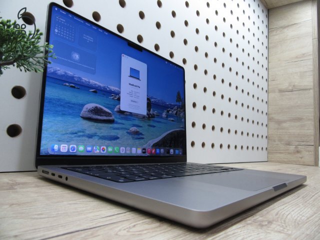 Apple MacBook Pro 14” (2021, M1 Pro) – Liquid Retina XDR + ProMotion 120 Hz, akár 17 óra – 16 GB RAM – 1 TB SSD – Használt, karcmentes – ~86% akku – 3 hónap garancia