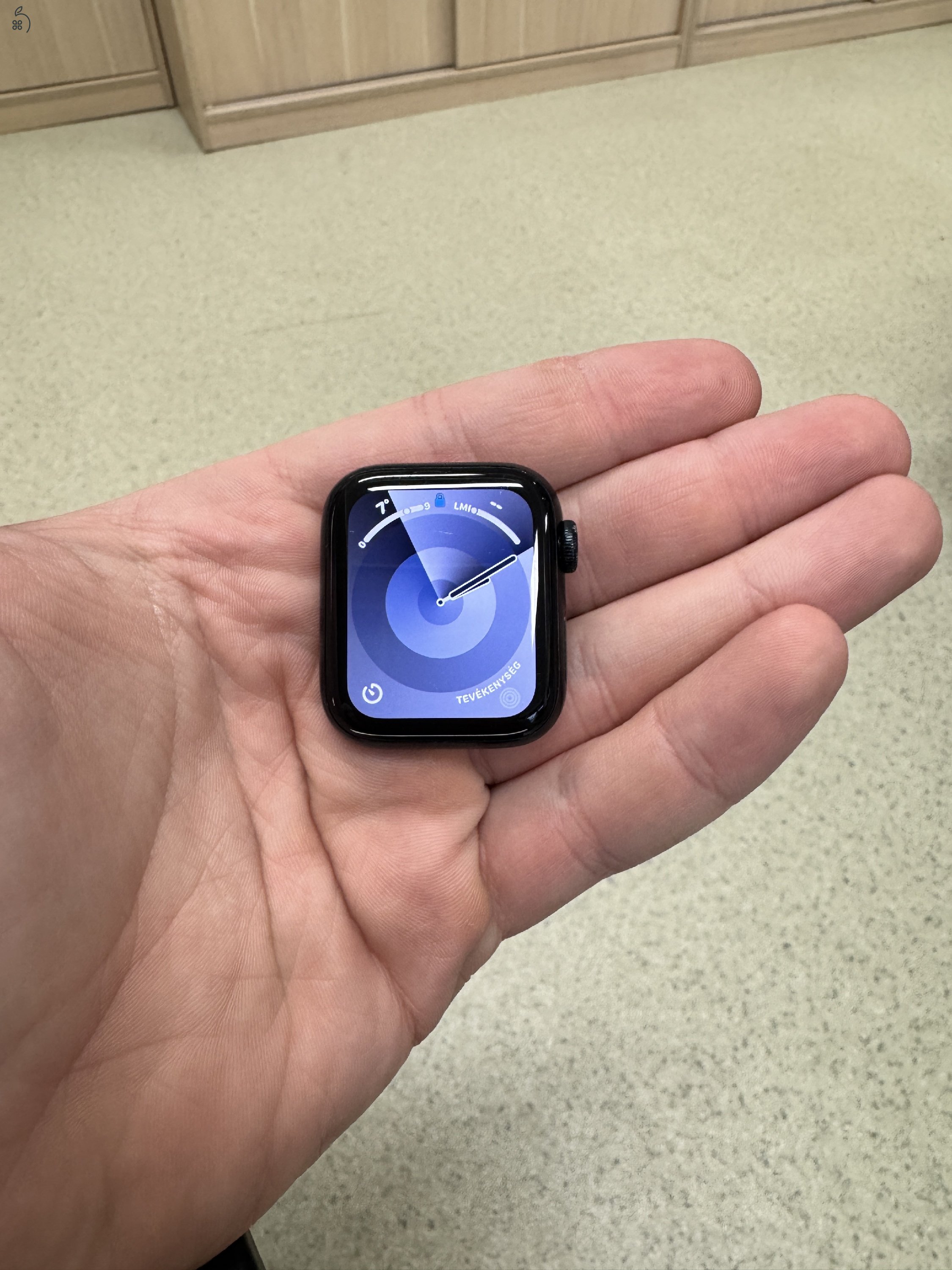 Apple Watch SE2 (2022) 40mm éjfekete