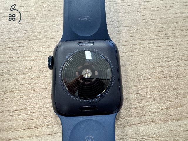 Apple Watch SE2 (2022) 40mm éjfekete