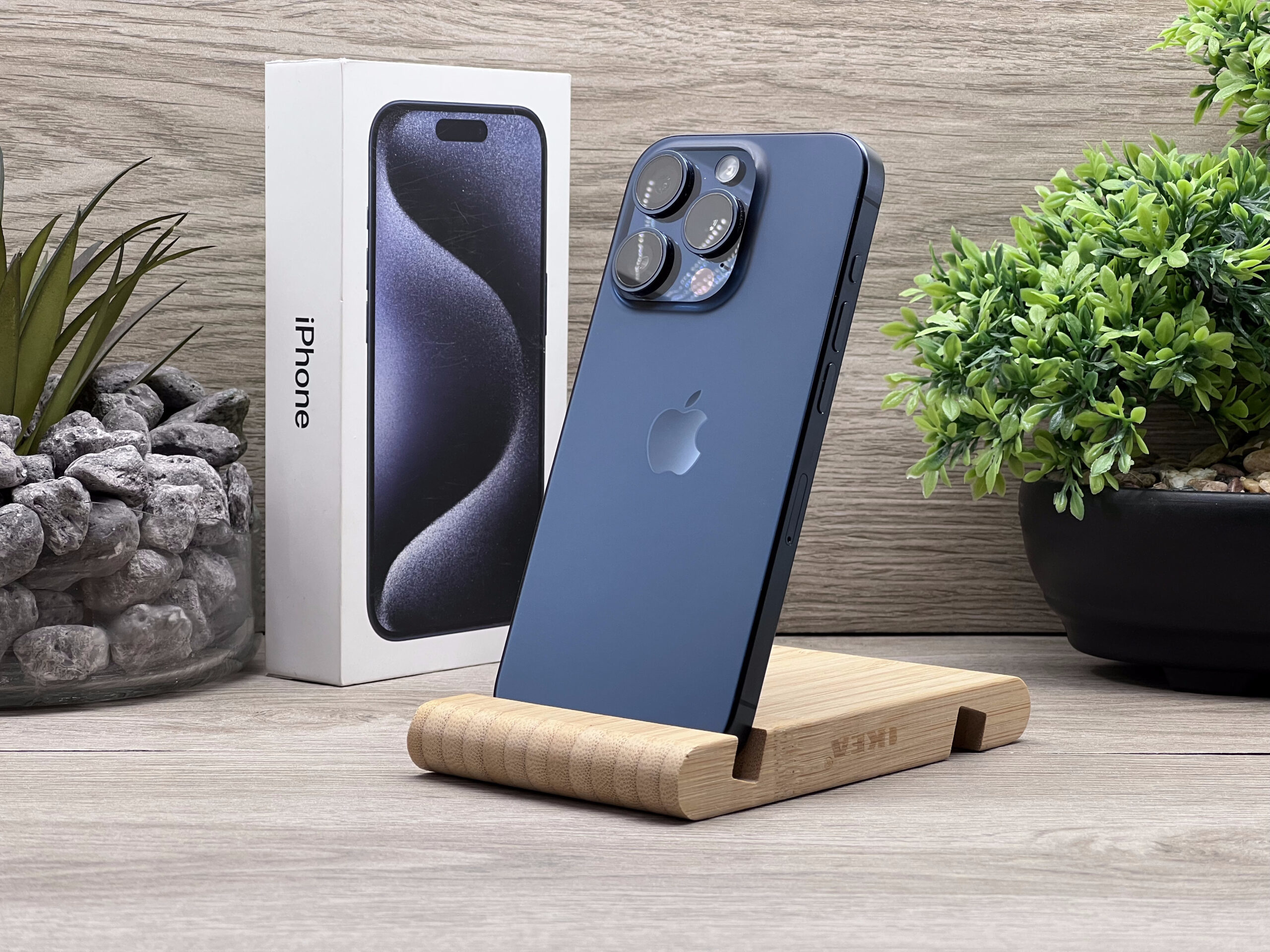 Hibátlan iPhone 15 Pro Blue Titanium 128GB 2 ÉV Garanciával Számlával 91% Akku