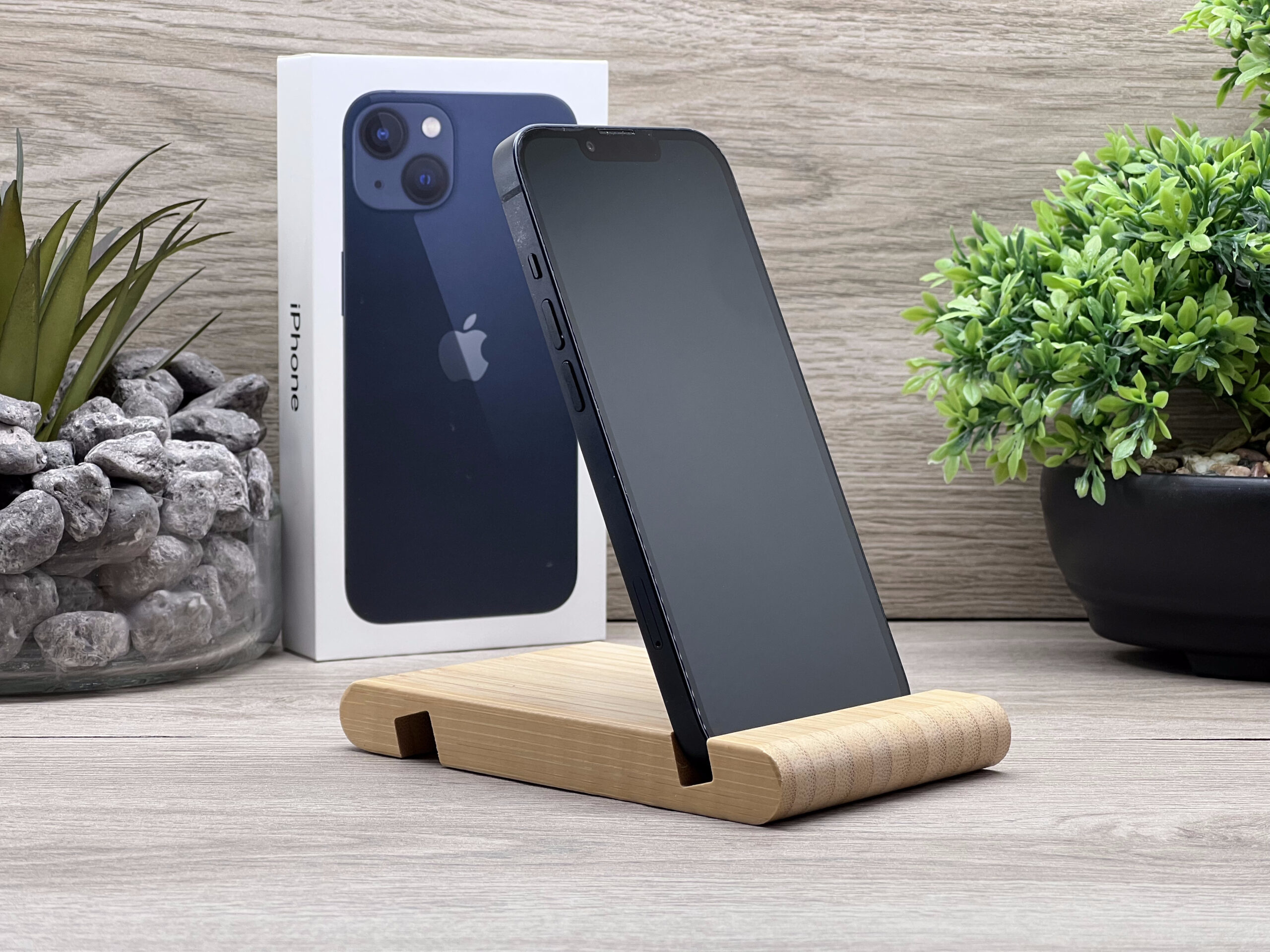 iPhone 13 Midnight 256GB 2 ÉV Garanciával Számlával 96% Akku