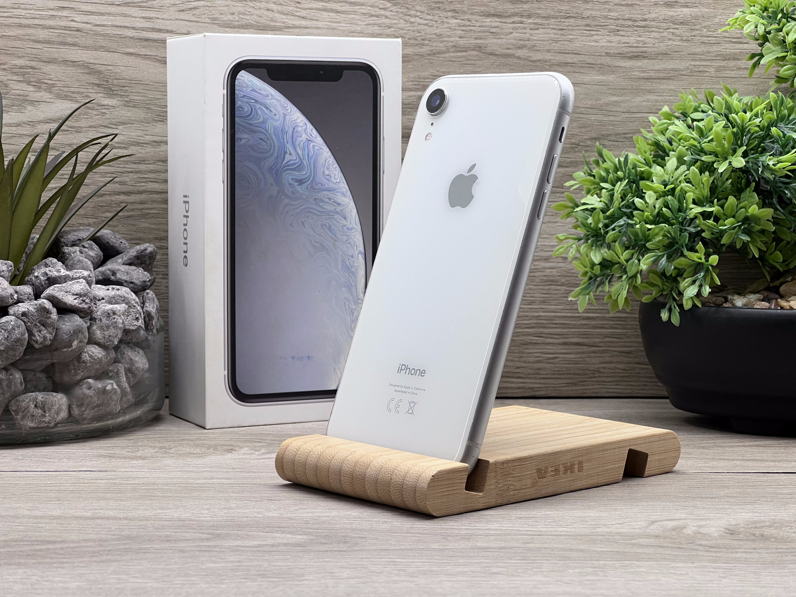 iPhone XR White 64GB 2 ÉV Garanciával Számlával 94% Akku