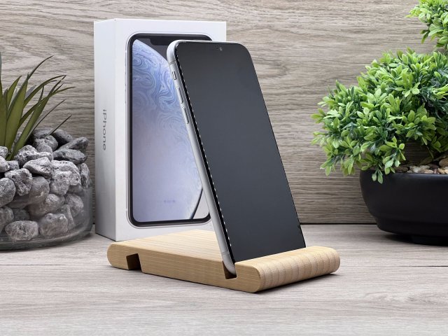 iPhone XR White 64GB 2 ÉV Garanciával Számlával 94% Akku