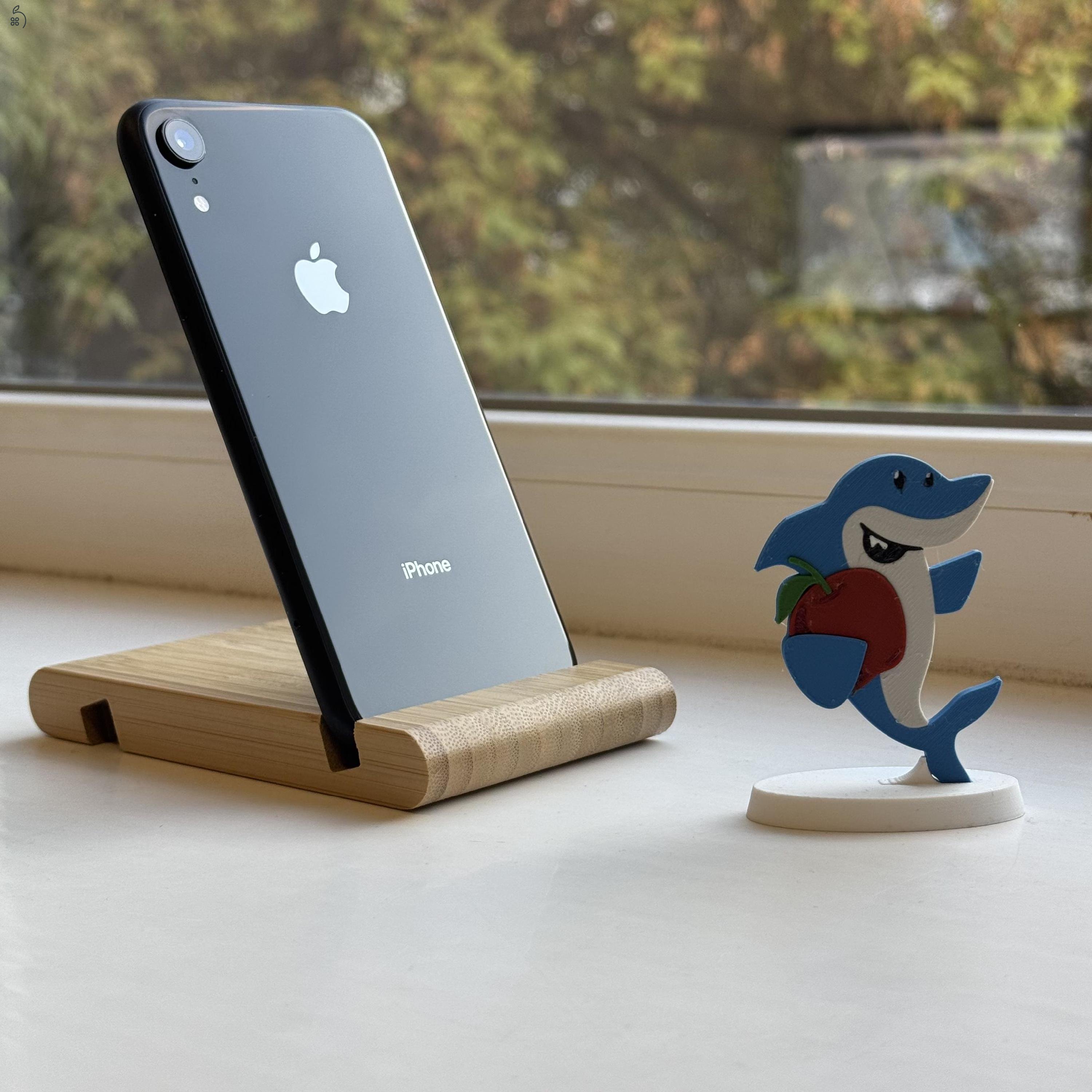 GYÖNYÖRŰ iPhone XR 64GB Black-1 ÉV GARANCIA - Kártyafüggetlen, MS3994