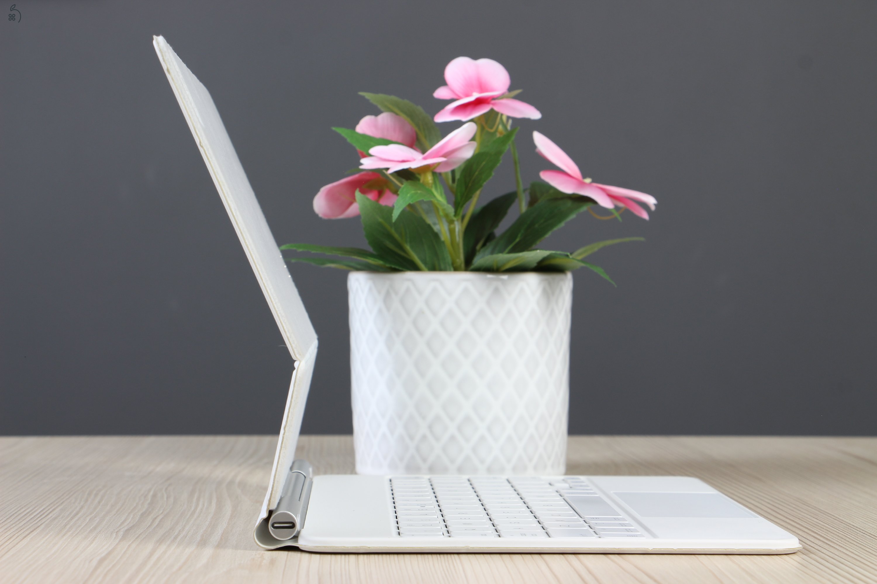 Magic Keyboard for iPad Pro 11