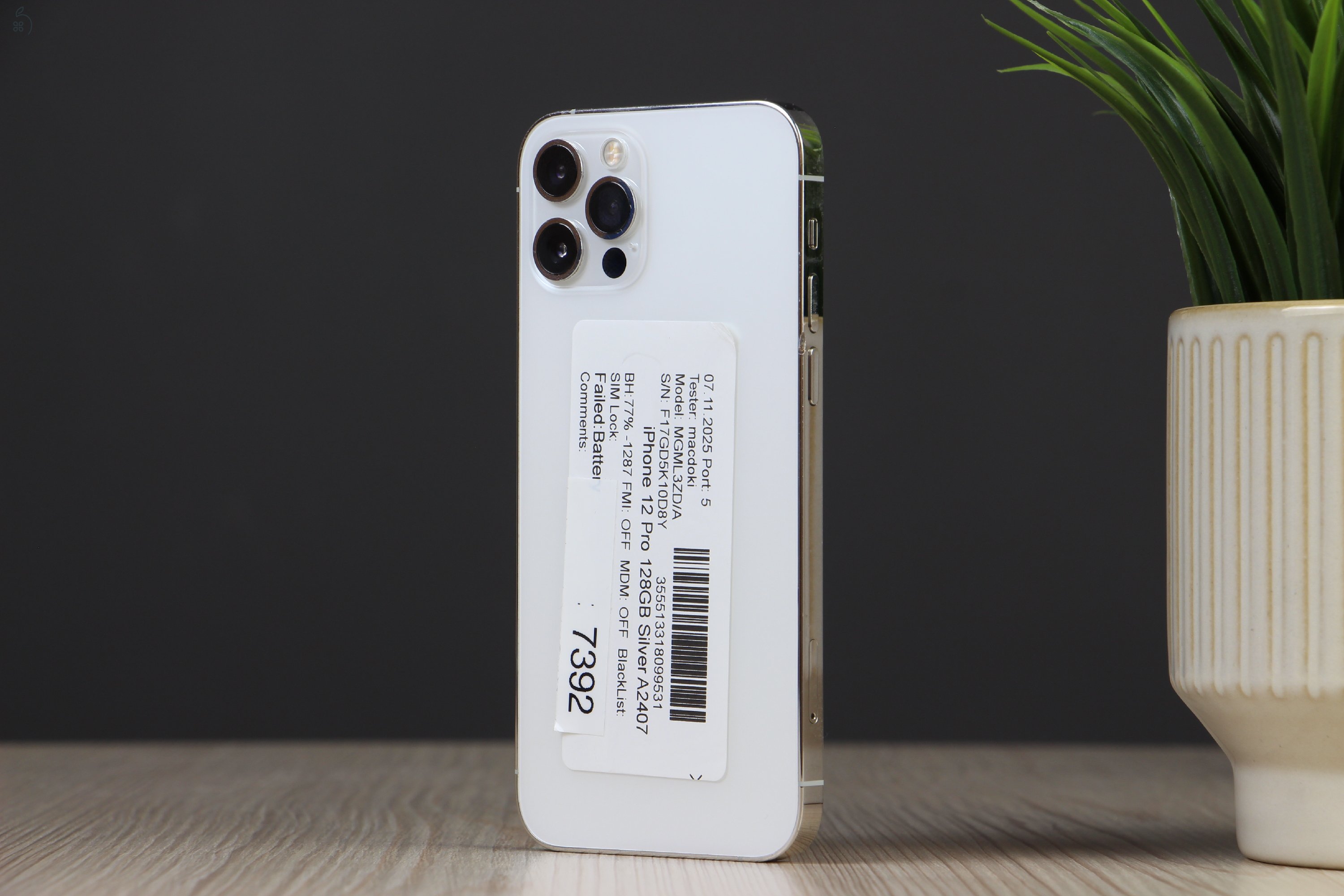 Apple iPhone 12 Pro 128GB Silver C+ US-7392