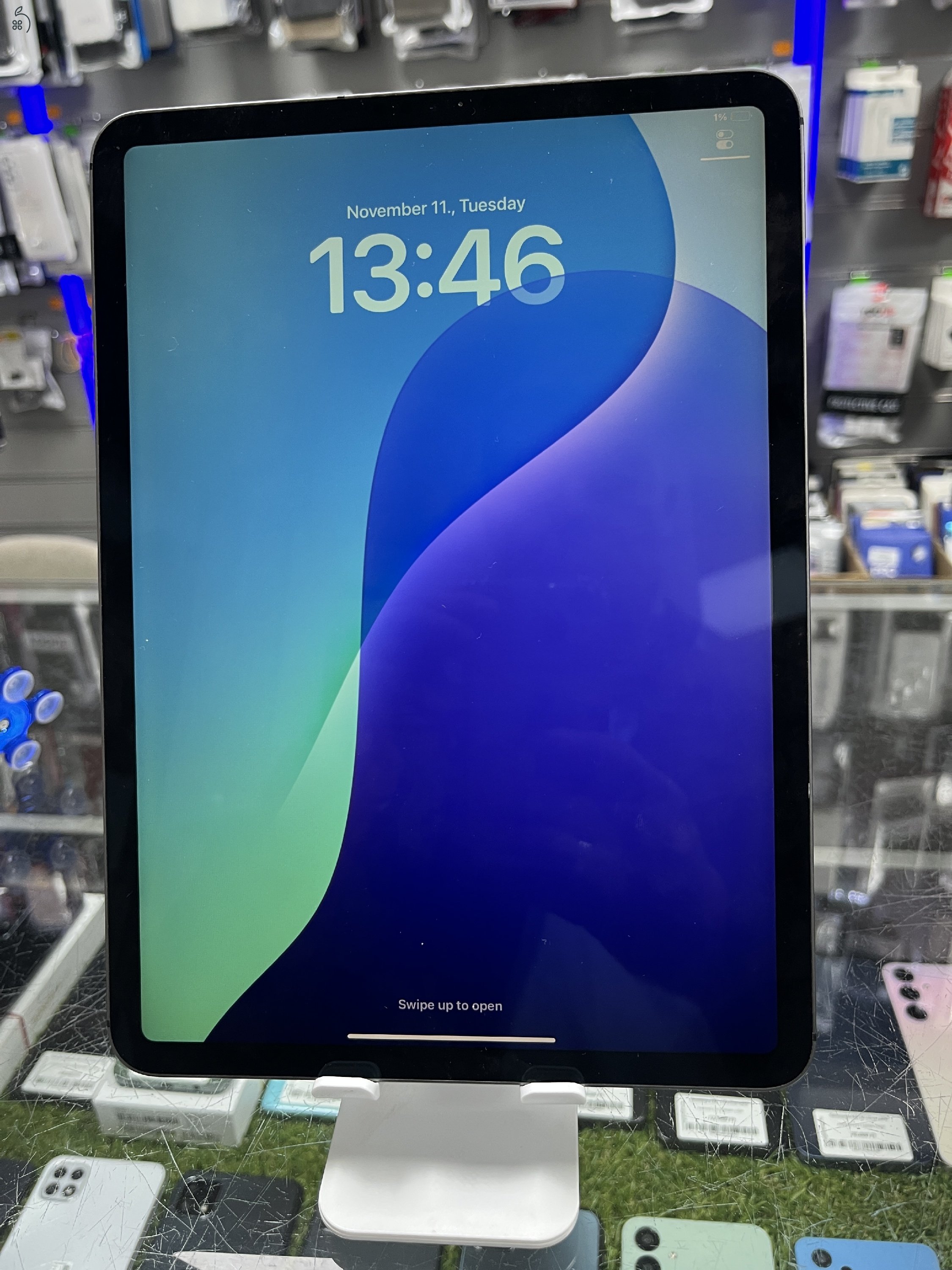 IPAD PRO 11 1.Gen 2018 256GB Wifi+Cellular , Nagyon jó akkukkal, Garanciával, üzletből.
