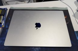 MacBook Pro 16” M1 