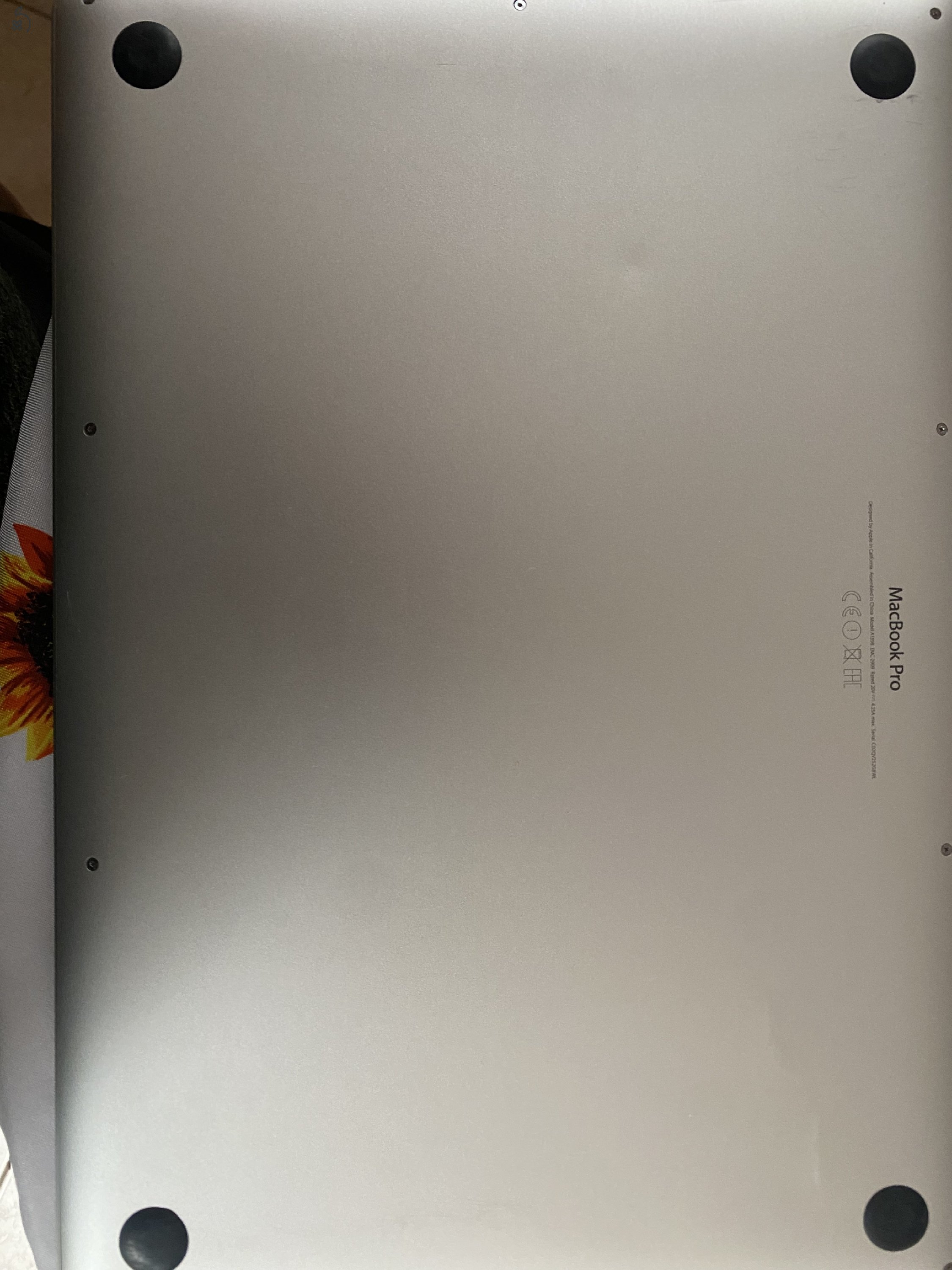 MacBook Pro Mid 2015 újszerű akkumulátorral