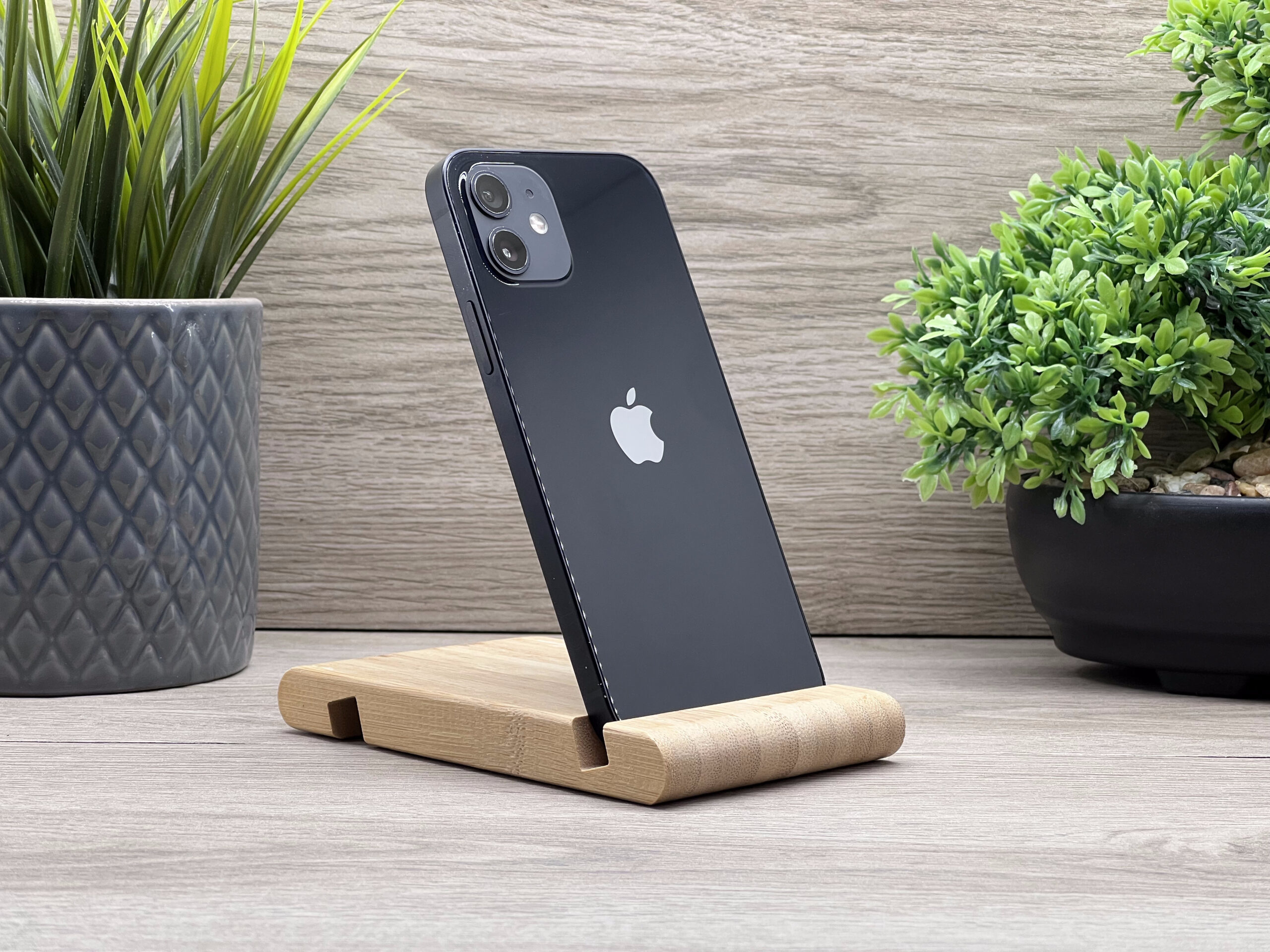 iPhone 12 Black 256GB 2 ÉV Garanciával Számlával 100% Akku