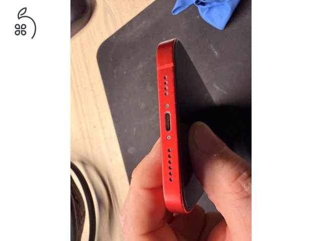 Iphone 14 pplus Product Red