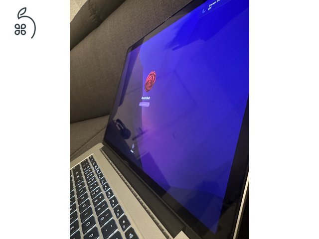 MacBook Pro 15” Retina Mid-2015 – 325 ciklusos akku!! i7/16GB/512GB SSD