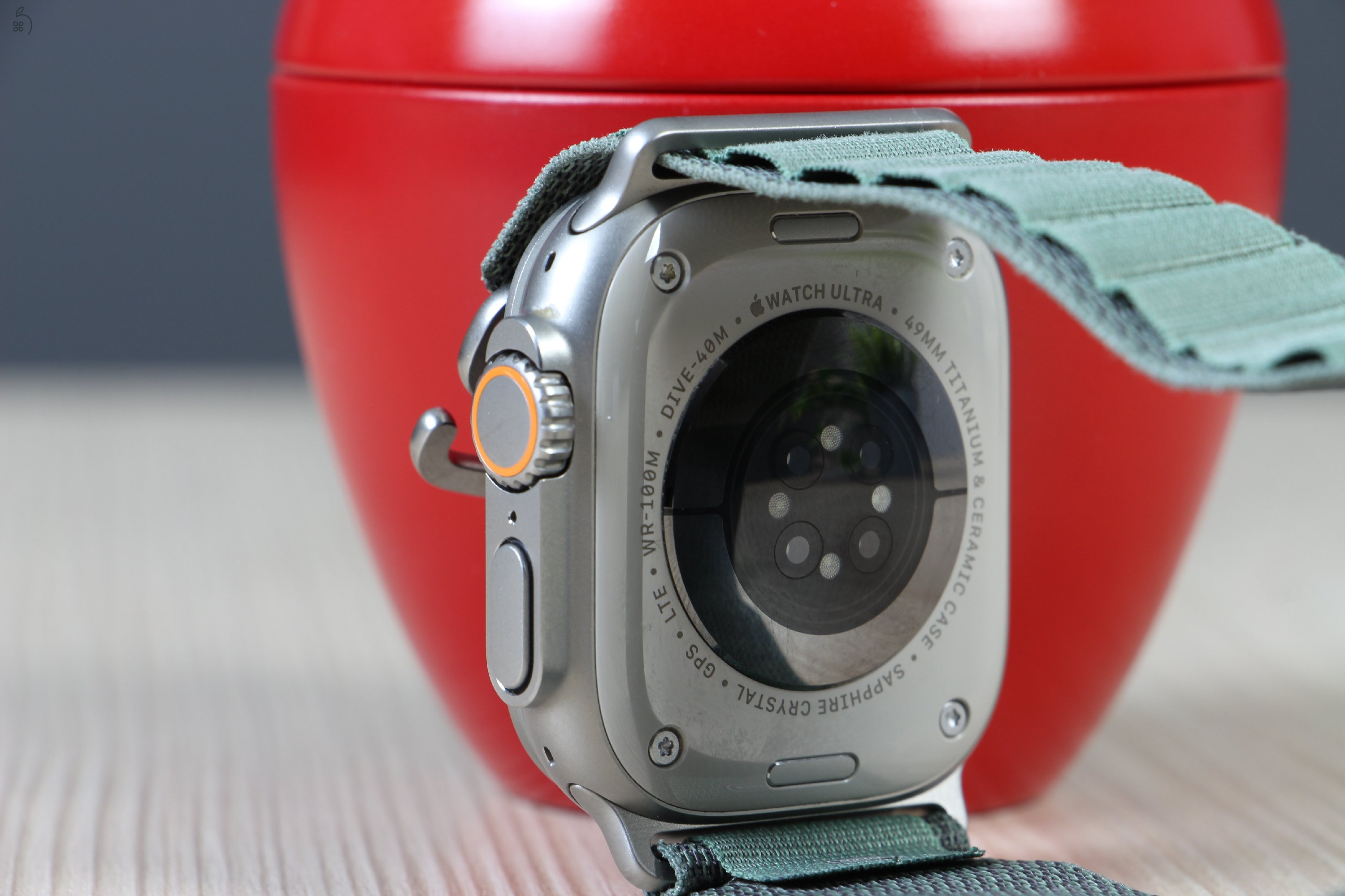 Apple Watch Ultra 1 49mm B US-7370