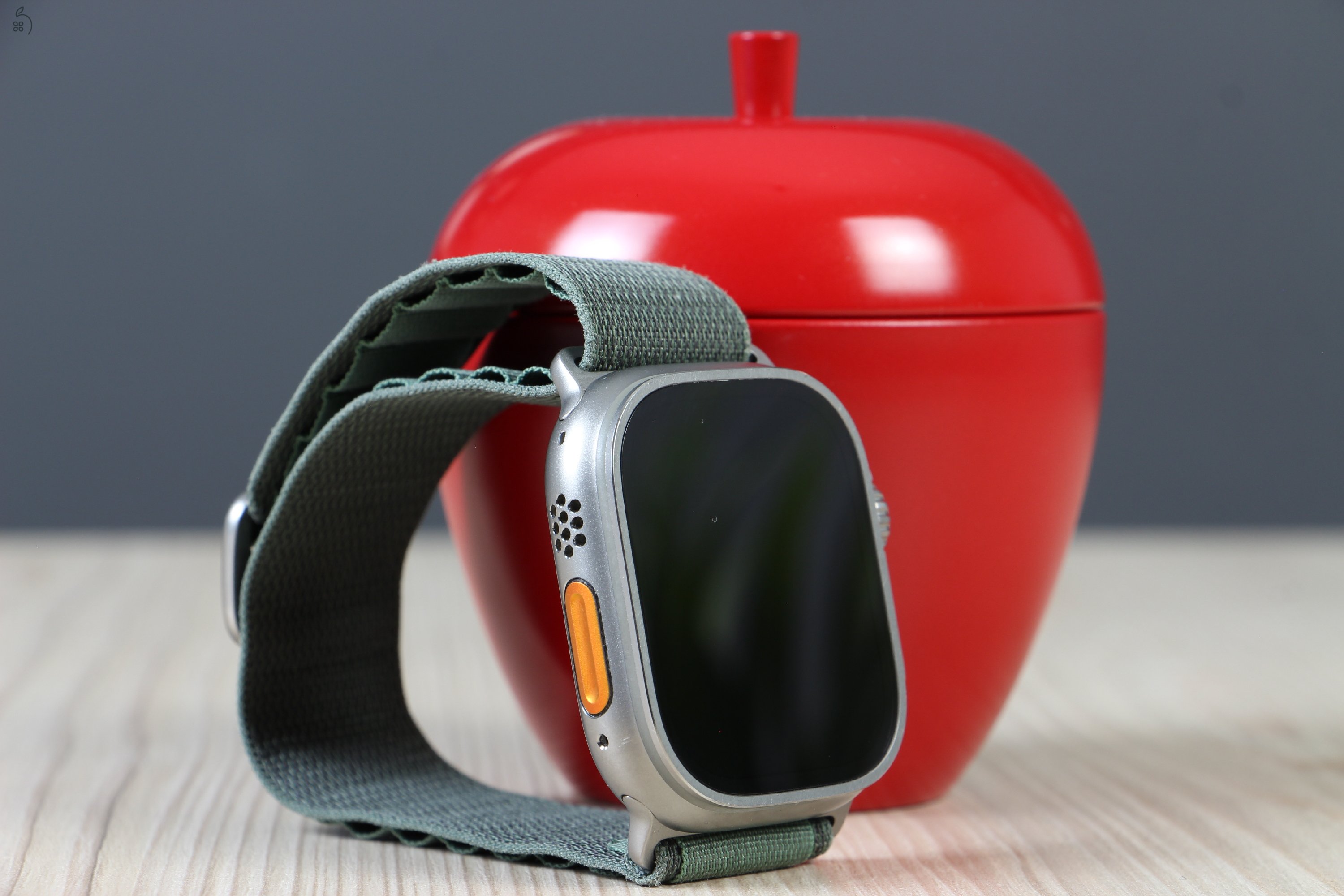 Apple Watch Ultra 1 49mm B US-7370