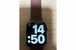 Apple Watch 4, 40 mm-es sérült , de működöképes óra