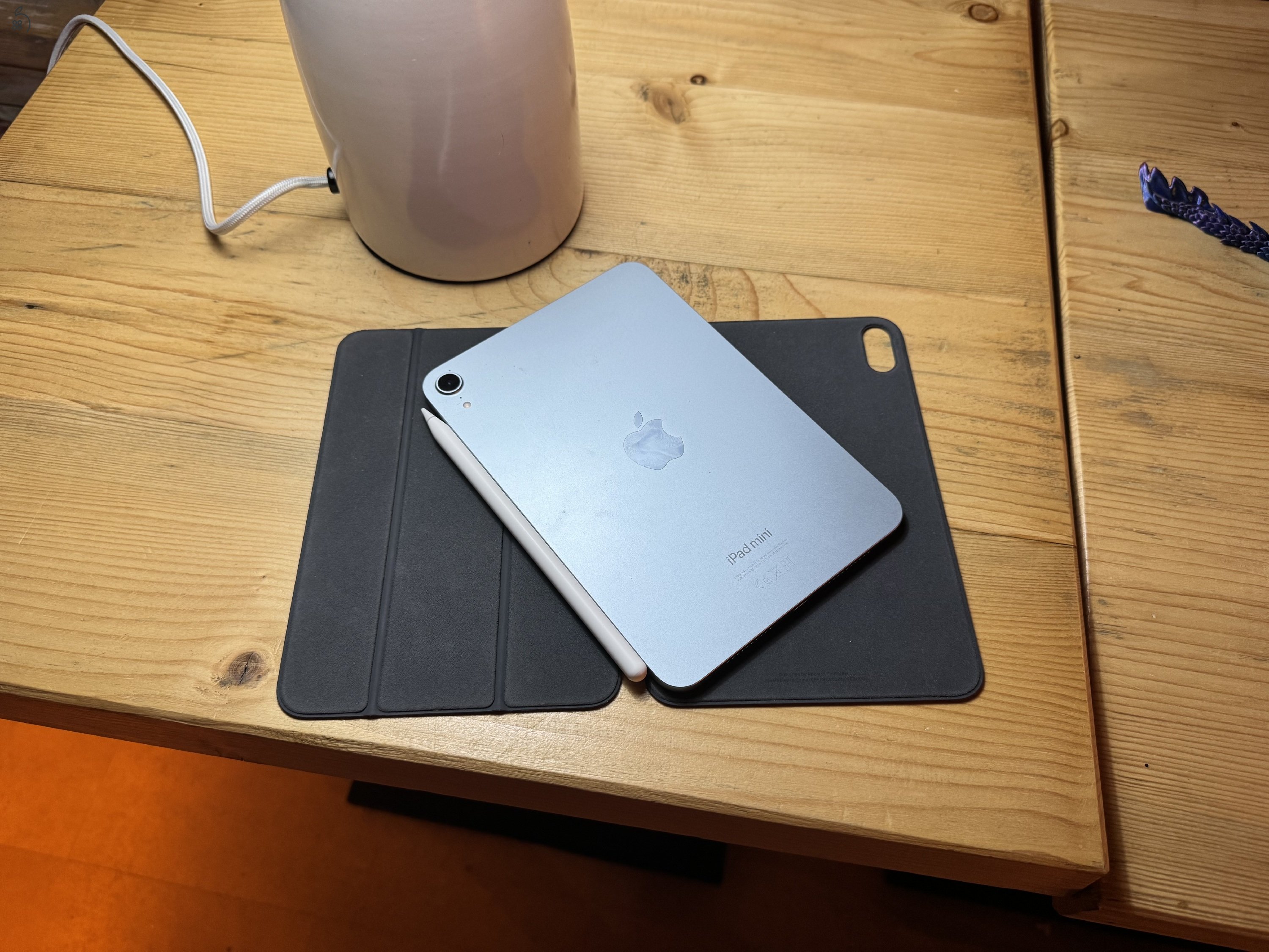 iPad Mini 7 Apple Pencil Pro-val (Ajándék hivatalos Apple tokkal)