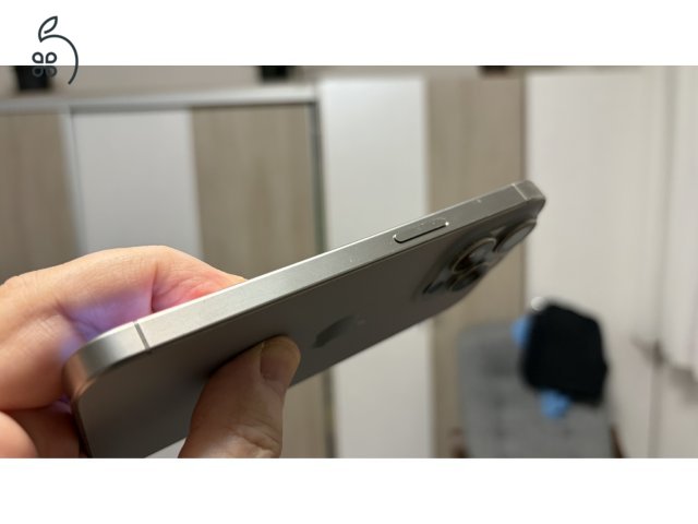 Független Iphone 25Pro