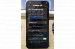 iPhone 12 64 GB kártyafüggetlen, fekete, újszerű állapot