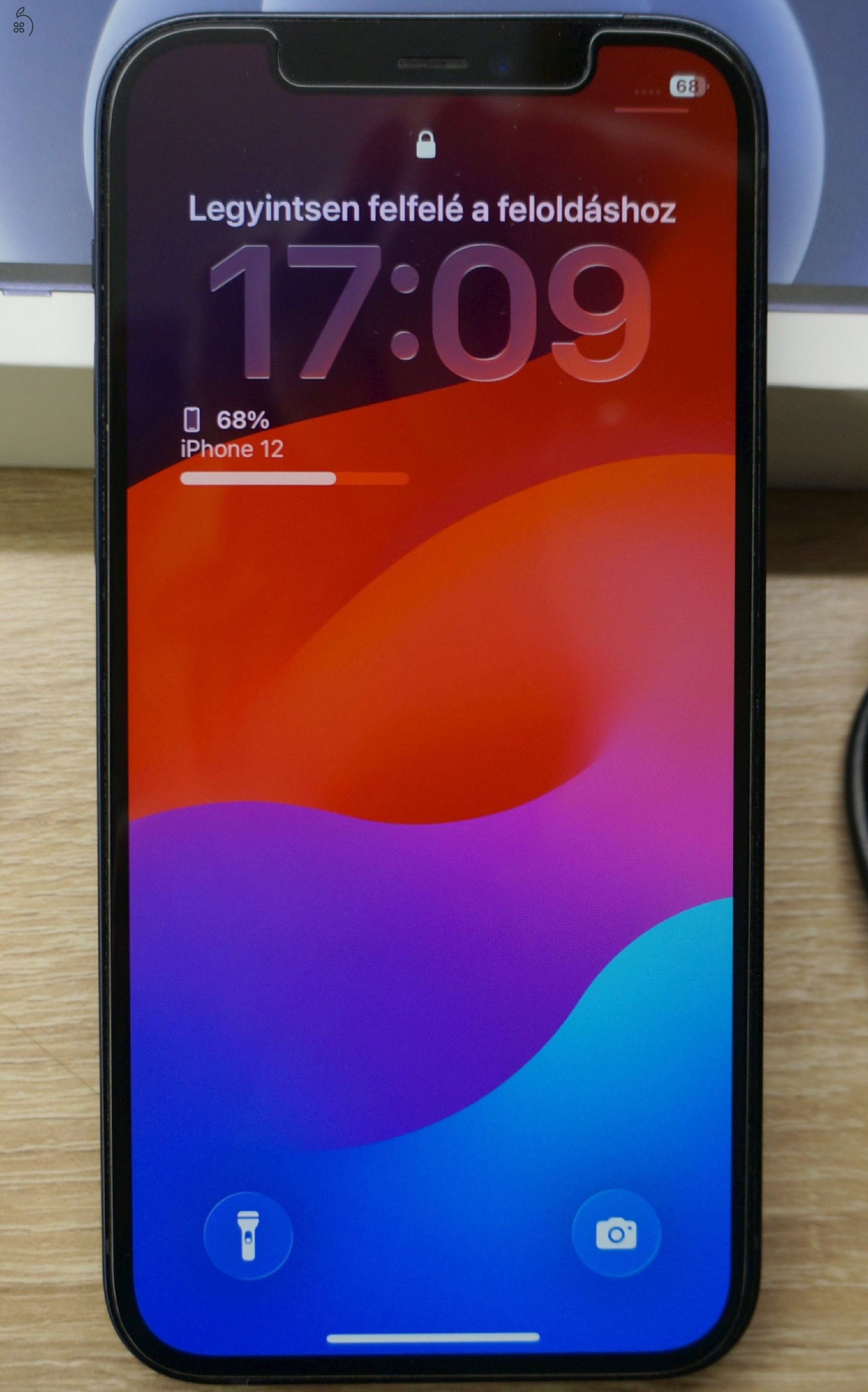 iPhone 12 64 GB kártyafüggetlen, fekete, újszerű állapot