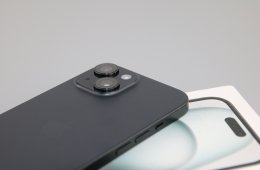 iPhone 15- 128 GB- Black, fekete – Új, sosem aktivált  + 40–50k extra