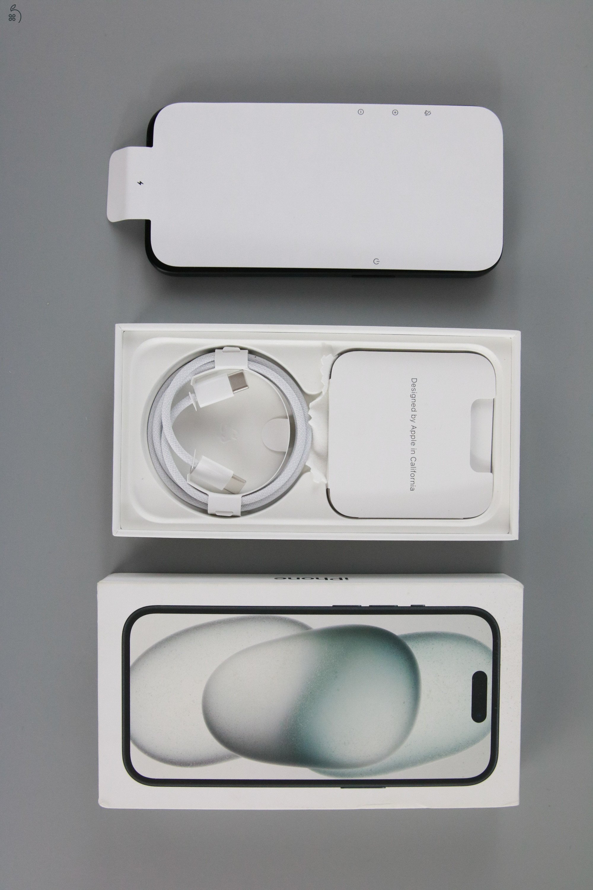 iPhone 15- 128 GB- Black, fekete – Új, sosem aktivált  + 40–50k extra