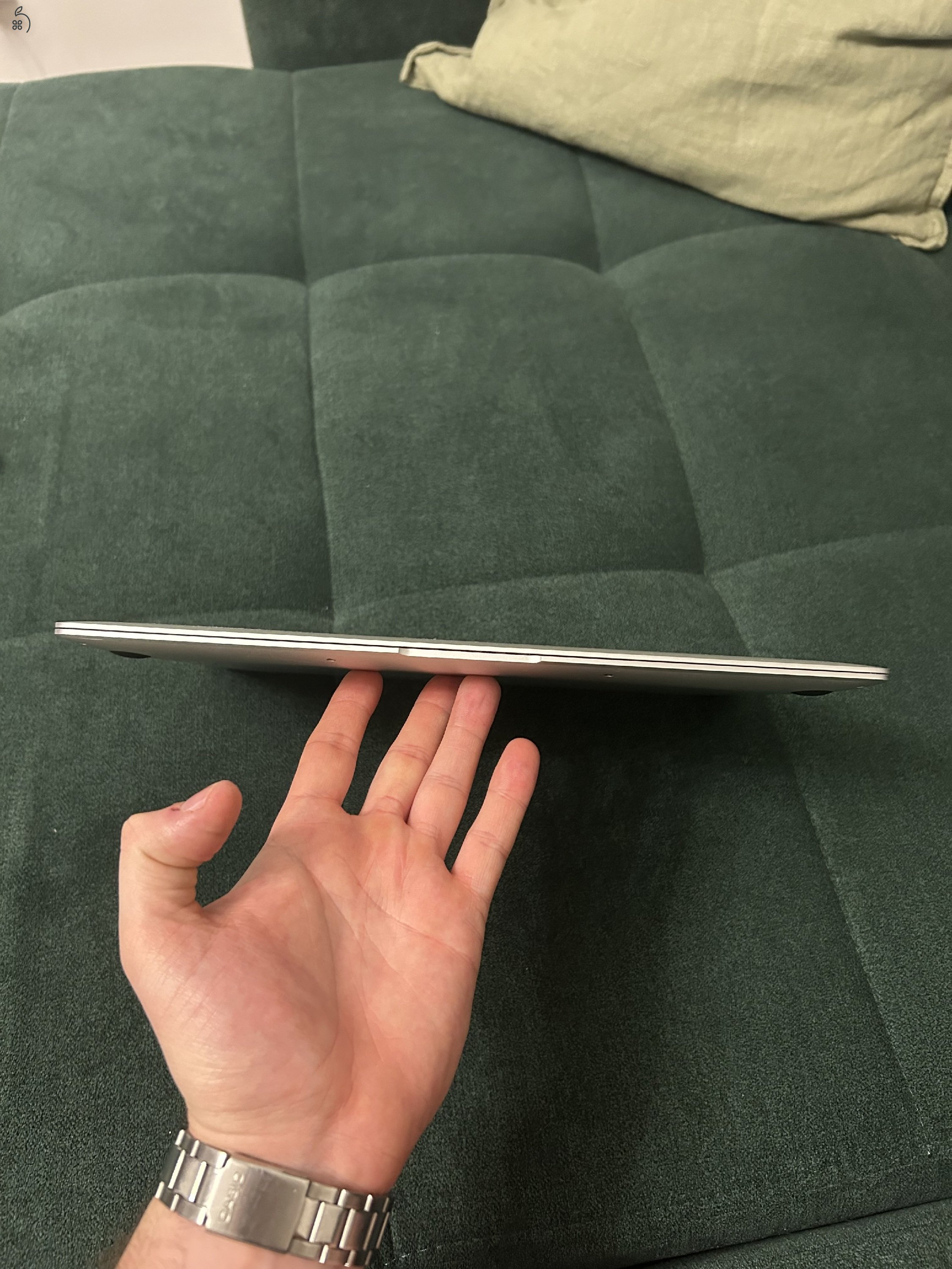 2020 M1 Macbook Air kitűnő 13”
