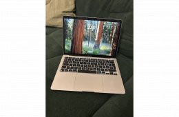 2020 M1 Macbook Air kitűnő 13”