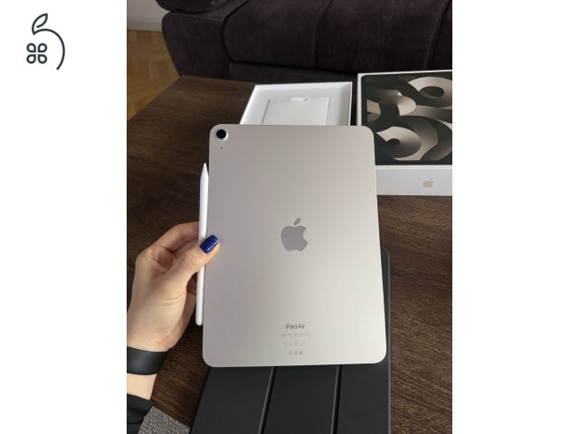Eladó iPad Air 5. generáció – 64GB Wi-Fi – Starlight + Apple Pencil + eredeti Apple tok