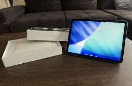 Eladó iPad Air 5. generáció – 64GB Wi-Fi – Starlight + Apple Pencil + eredeti Apple tok