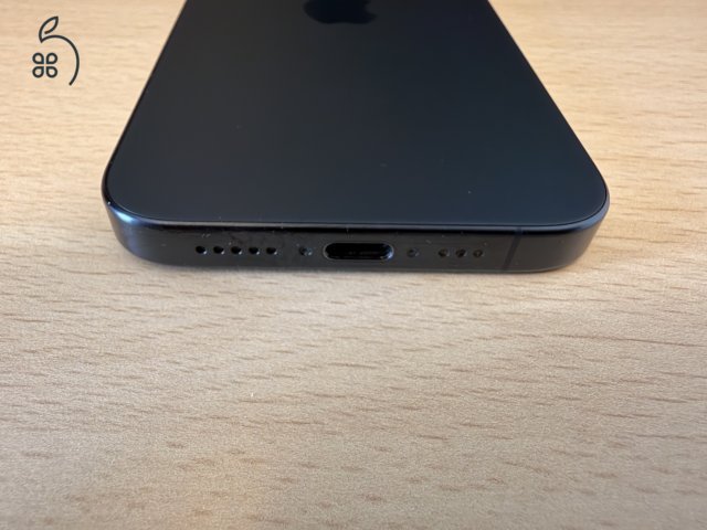 Iphone 15pro- hibátlan 