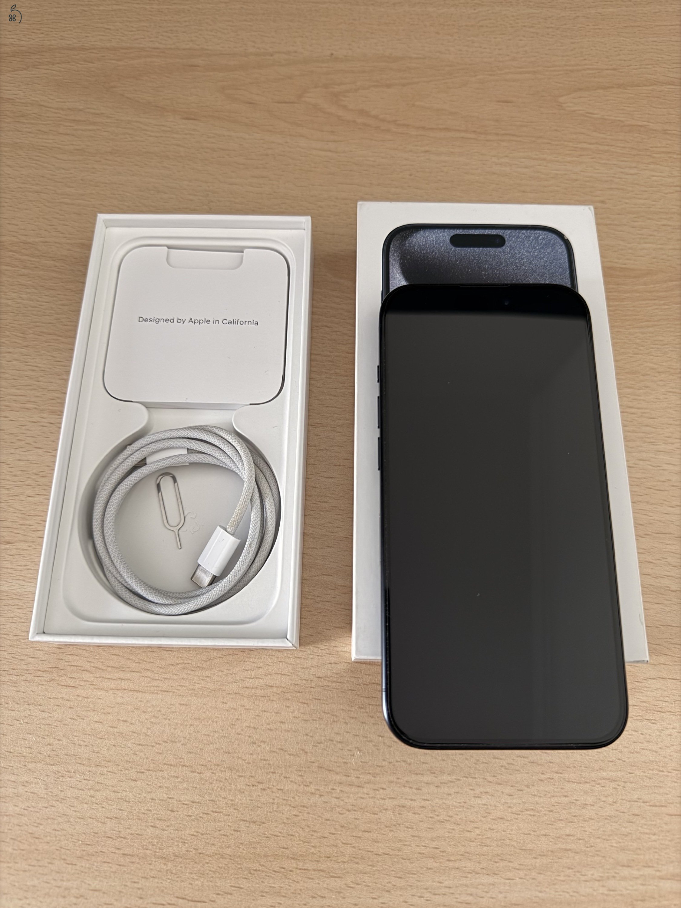 Iphone 15pro- hibátlan 