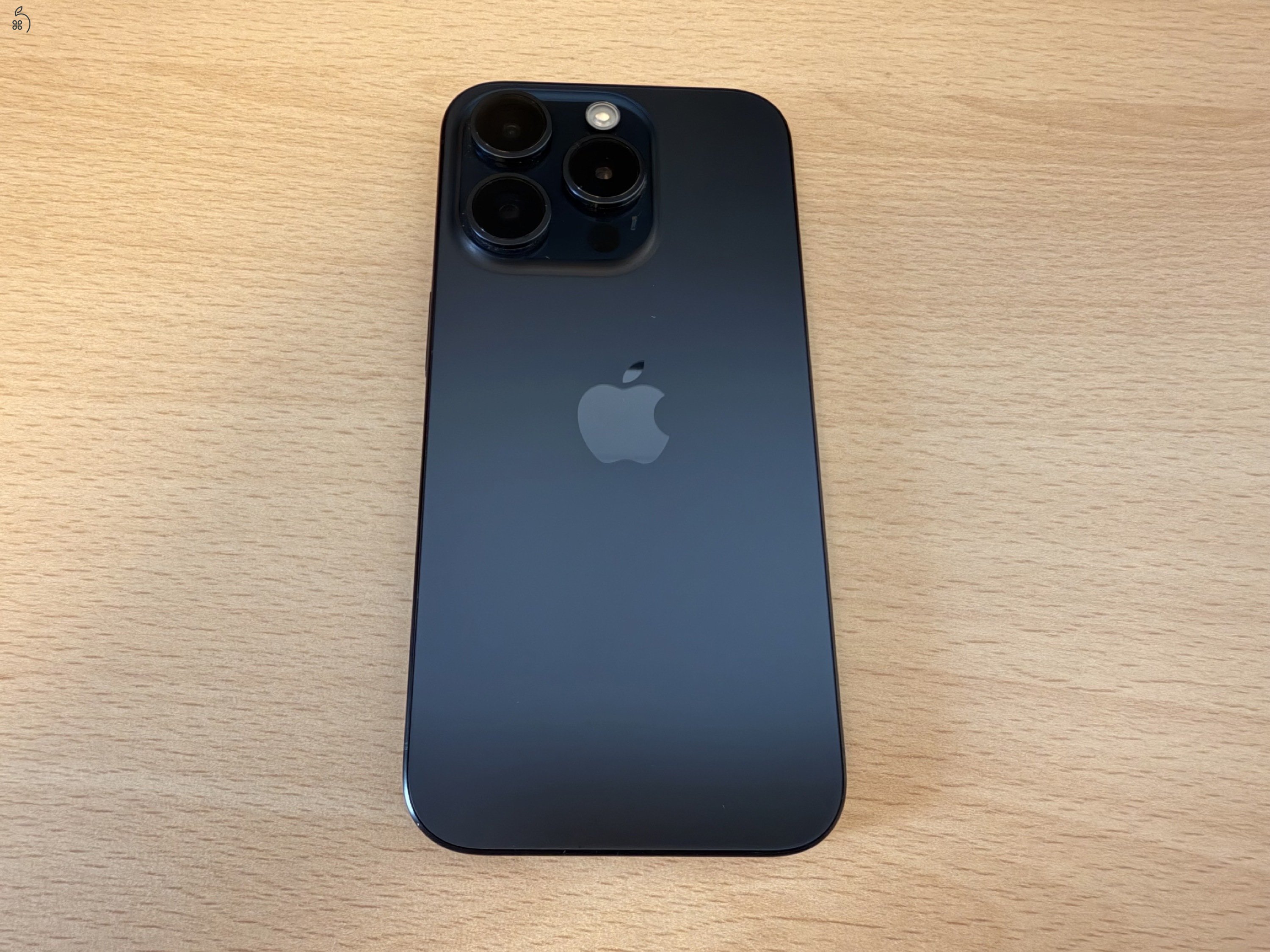 Iphone 15pro- hibátlan 