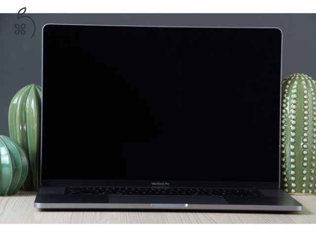 Apple MacBook Pro 16