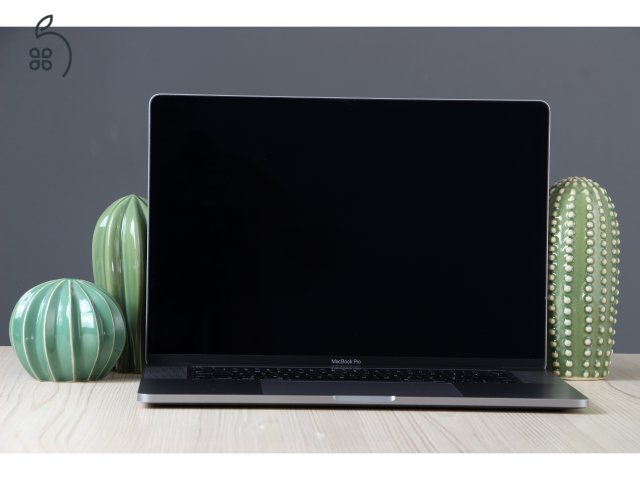 Apple MacBook Pro 16
