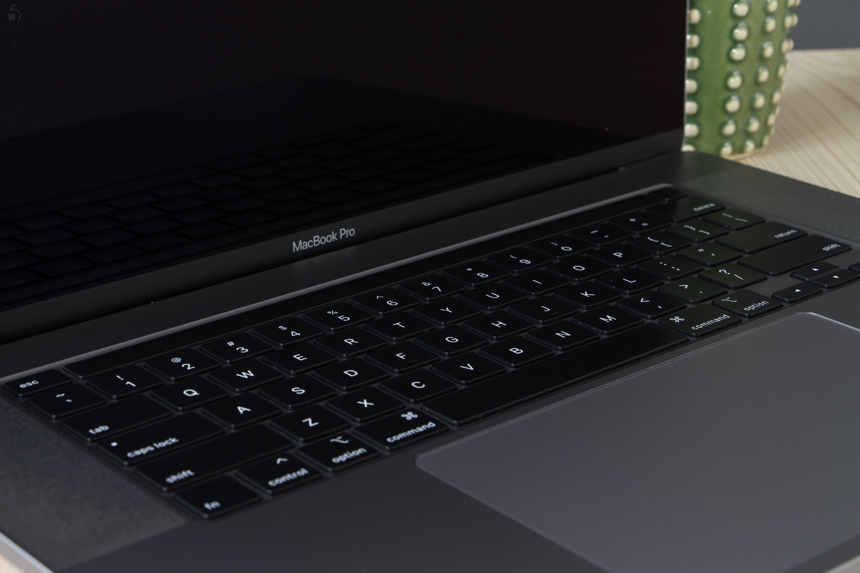 Apple MacBook Pro 16