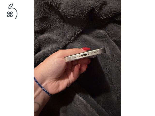 Eladó iPhone 15 Pro 256 GB silver 