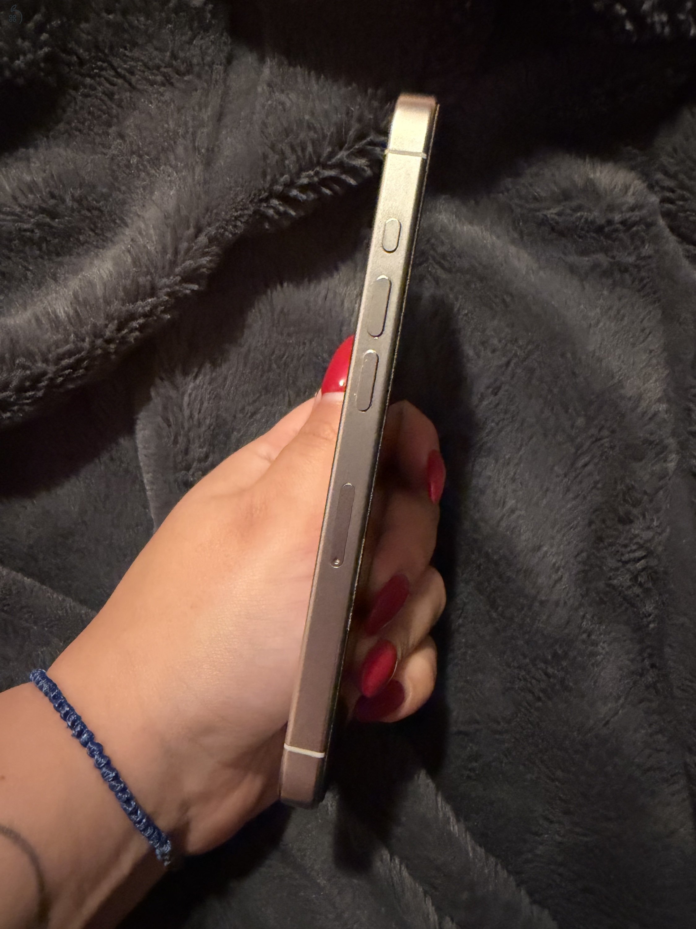 Eladó iPhone 15 Pro 256 GB silver 